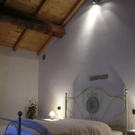 La Terra Dei Castagni Apartamento